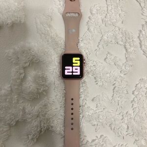 Series 1/rose gold aluminum/38 mm Apple Watch